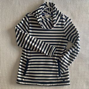 vineyard vines stripe sweatshirt